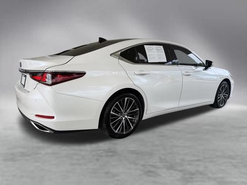 Used 2023 Lexus ES 350 w/ Premium Package FWD image 3