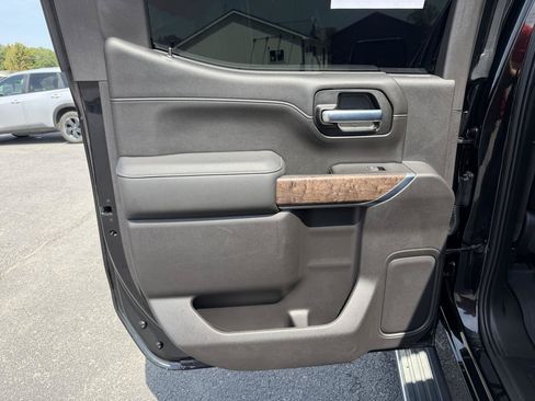 Used 2020 GMC Sierra 1500 Denali w/ Denali Ultimate Package AWD/4WD image 18