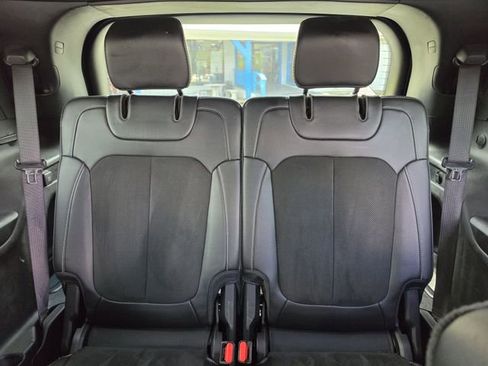 Used 2021 Jeep Grand Cherokee L Laredo RWD image 18