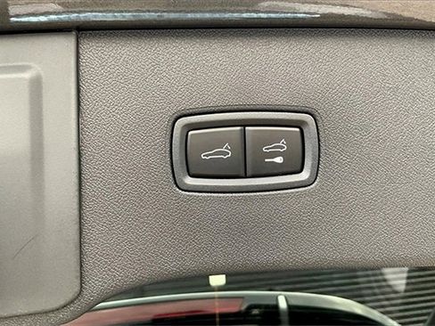 New 2026 Porsche Cayenne GTS image 21