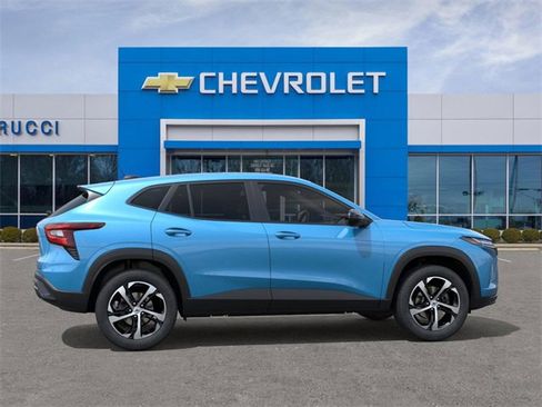 New 2026 Chevrolet Trax RS image 5
