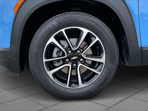 Used 2024 Chevrolet TrailBlazer LT w/ Driver Confidence Package image 10