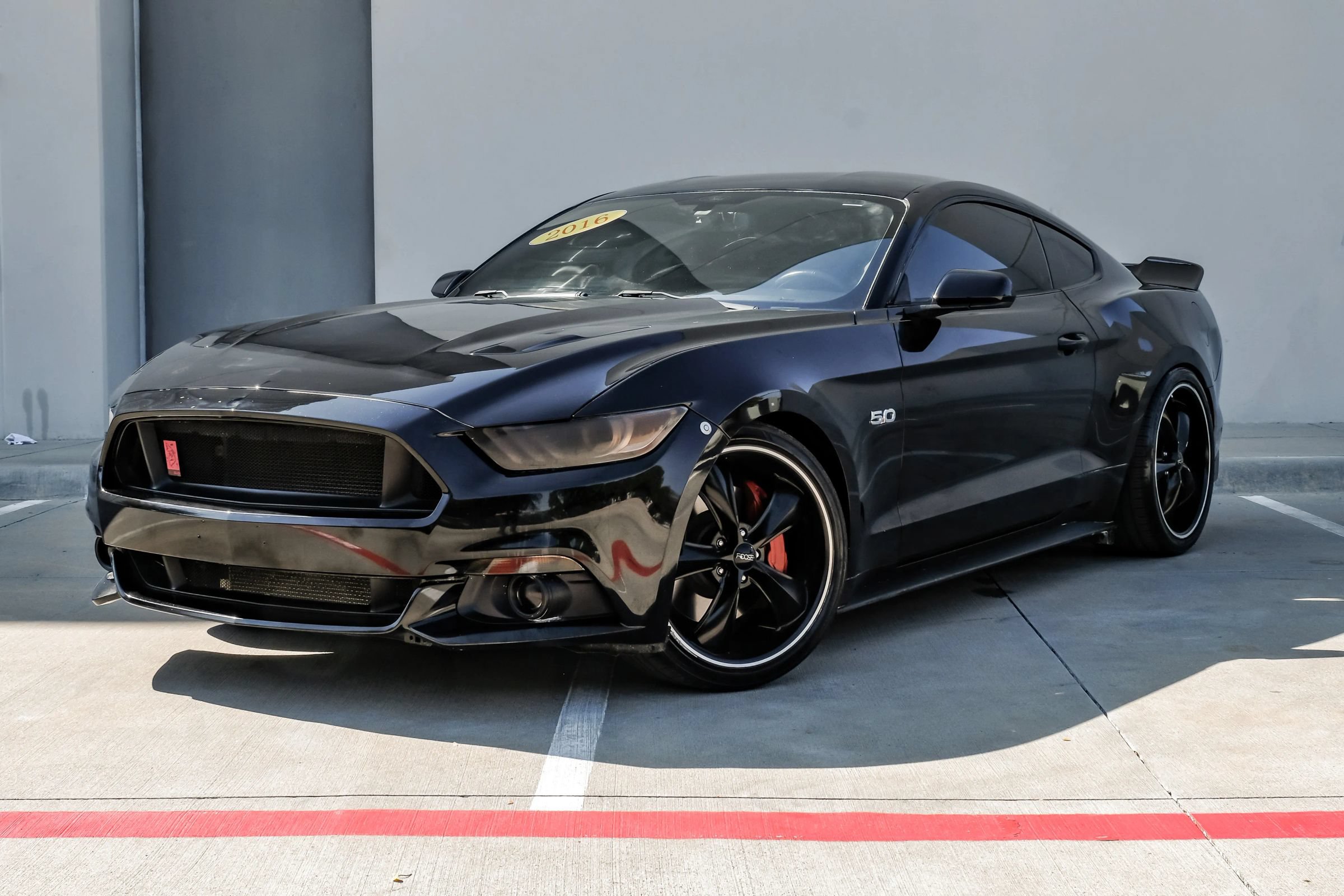 Used 2016 Ford Mustang GT RWD image 6