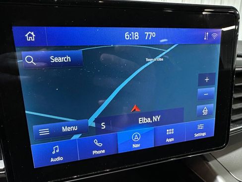 Used 2022 Ford Explorer XLT w/ Equipment Group 202A image 14