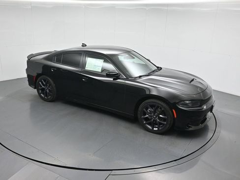 Used 2022 Dodge Charger GT w/ Blacktop Package image 39