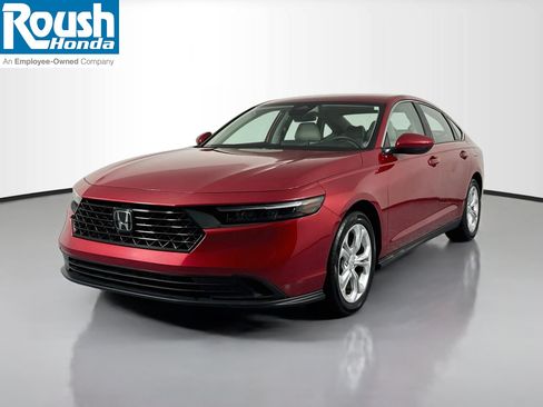 Certified 2023 Honda Accord LX image 1