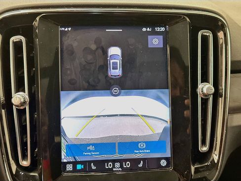 Used 2023 Volvo XC40 Recharge Plus AWD/4WD image 23
