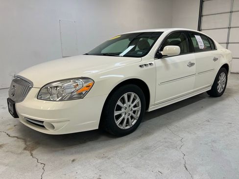 Used 2011 Buick Lucerne CX image 11