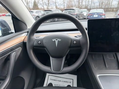 Used 2023 Tesla Model Y Long Range image 13