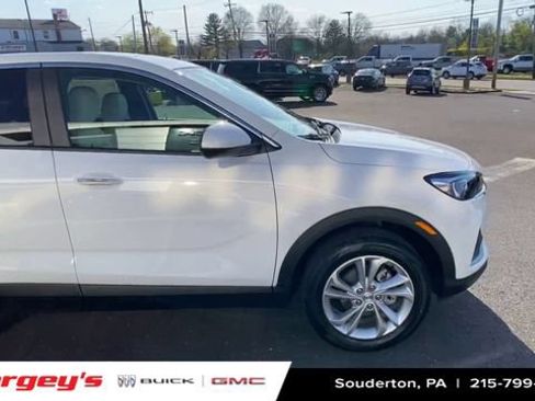 Used 2023 Buick Encore GX Preferred w/ Cold Weather Comfort Package AWD/4WD image 10