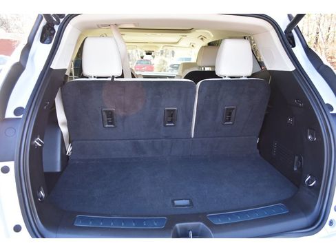 Used 2023 Buick Enclave Avenir w/ Avenir Technology Package image 13