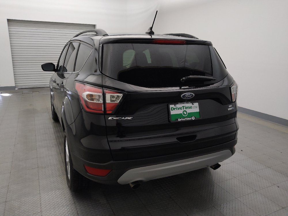 Used 2018 Ford Escape SE w/ Ford Safe & Smart Package AWD/4WD image 6