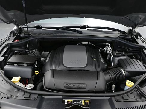 Used 2022 Dodge Durango R/T w/ Blacktop Package AWD/4WD image 12