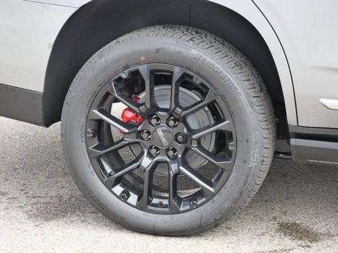 New 2026 GMC Yukon Denali w/ Sun & Power Step Package AWD/4WD image 25