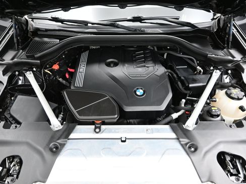 Used 2022 BMW X3 xDrive30i w/ Convenience Package AWD/4WD image 8