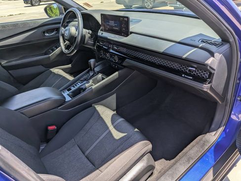 Used 2024 Honda Accord Sport image 13