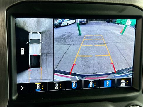 Used 2022 GMC Sierra 2500 Denali w/ Denali Ultimate Package image 19