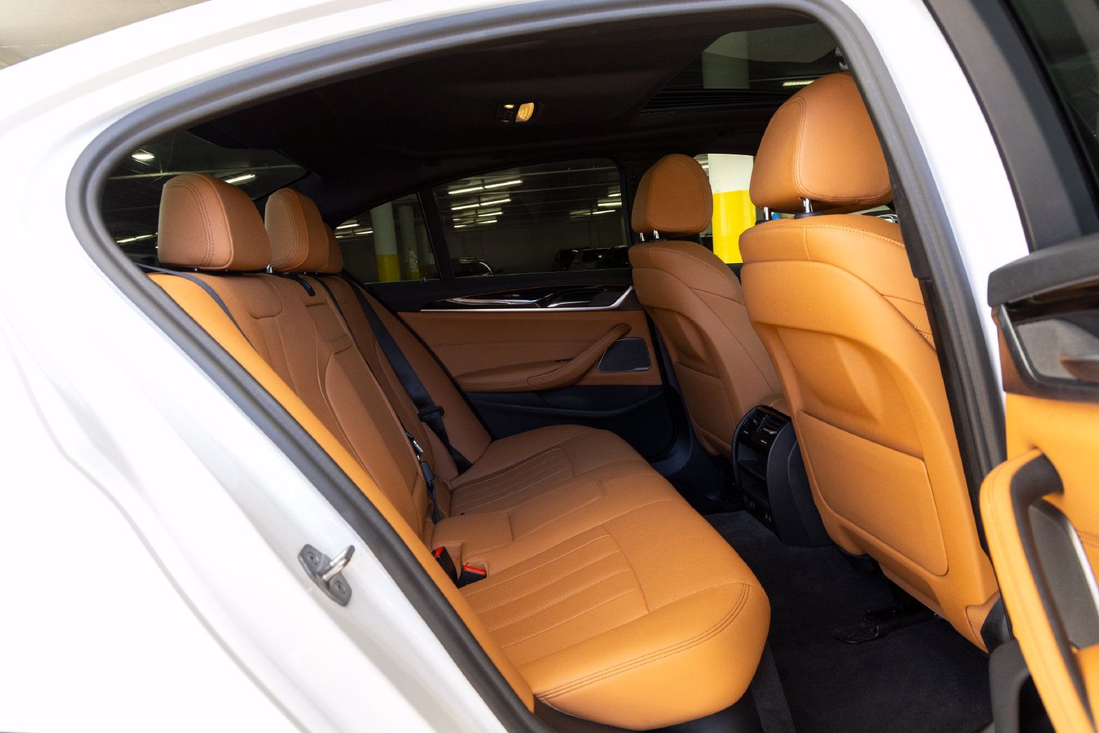Certified 2023 BMW 530i w/ Premium Package RWD image 24