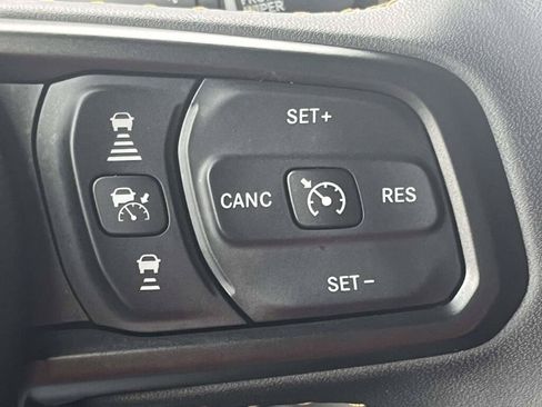 Used 2024 Jeep Wrangler Sport AWD/4WD image 32