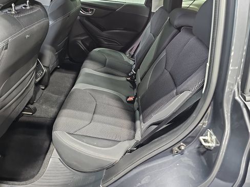 Used 2022 Subaru Forester Premium AWD/4WD image 14