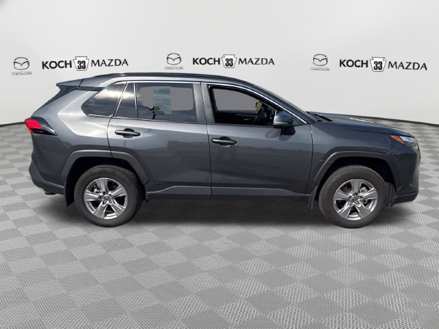 Used 2025 Toyota RAV4 XLE w/ Convenience Package AWD/4WD image 8