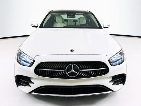 Used 2021 Mercedes-Benz E 350 E 350 image 2
