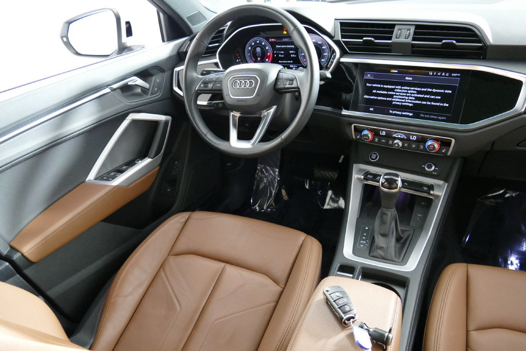 Used 2023 Audi Q3 2.0T Premium Plus w/ Premium Plus Package AWD/4WD image 23