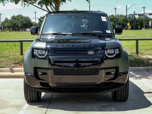 New 2026 Land Rover Defender 110 X AWD/4WD image 5