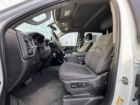 Used 2023 Chevrolet Silverado 2500 LT w/ Convenience Package image 12