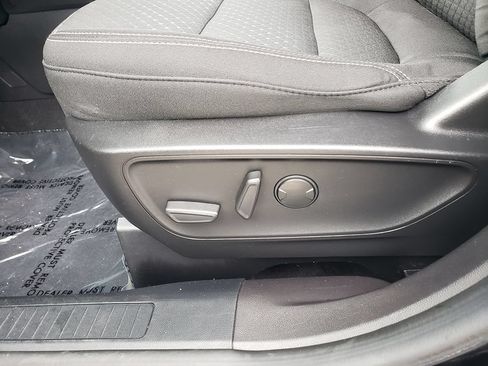 Certified 2023 Ford Escape Active AWD/4WD image 21
