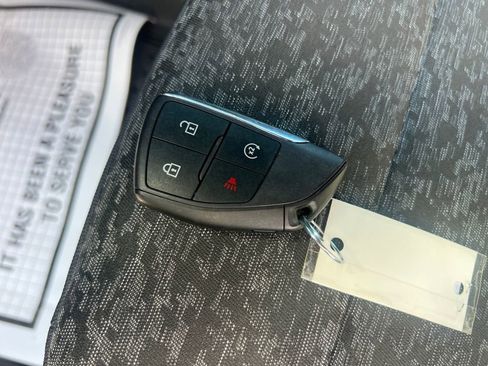 Used 2024 Chevrolet Colorado Z71 w/ Z71 Convenience Package 2 image 30