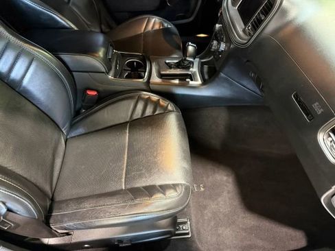 Used 2022 Dodge Charger SRT Hellcat w/ Harman/Kardon Audio Group image 29