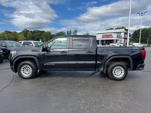 Used 2019 GMC Sierra 1500 4x4 Crew Cab w/ Convenience Package image 2
