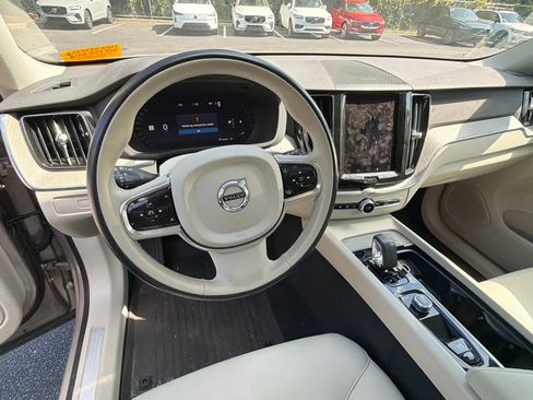 Used 2024 Volvo XC60 B5 Plus w/ Protection Package Premier AWD/4WD image 27
