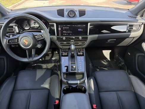 Used 2024 Porsche Macan S AWD/4WD image 14