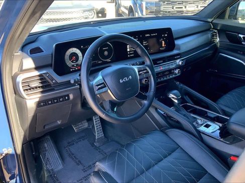 Used 2024 Kia Telluride SX Prestige X-Pro image 17