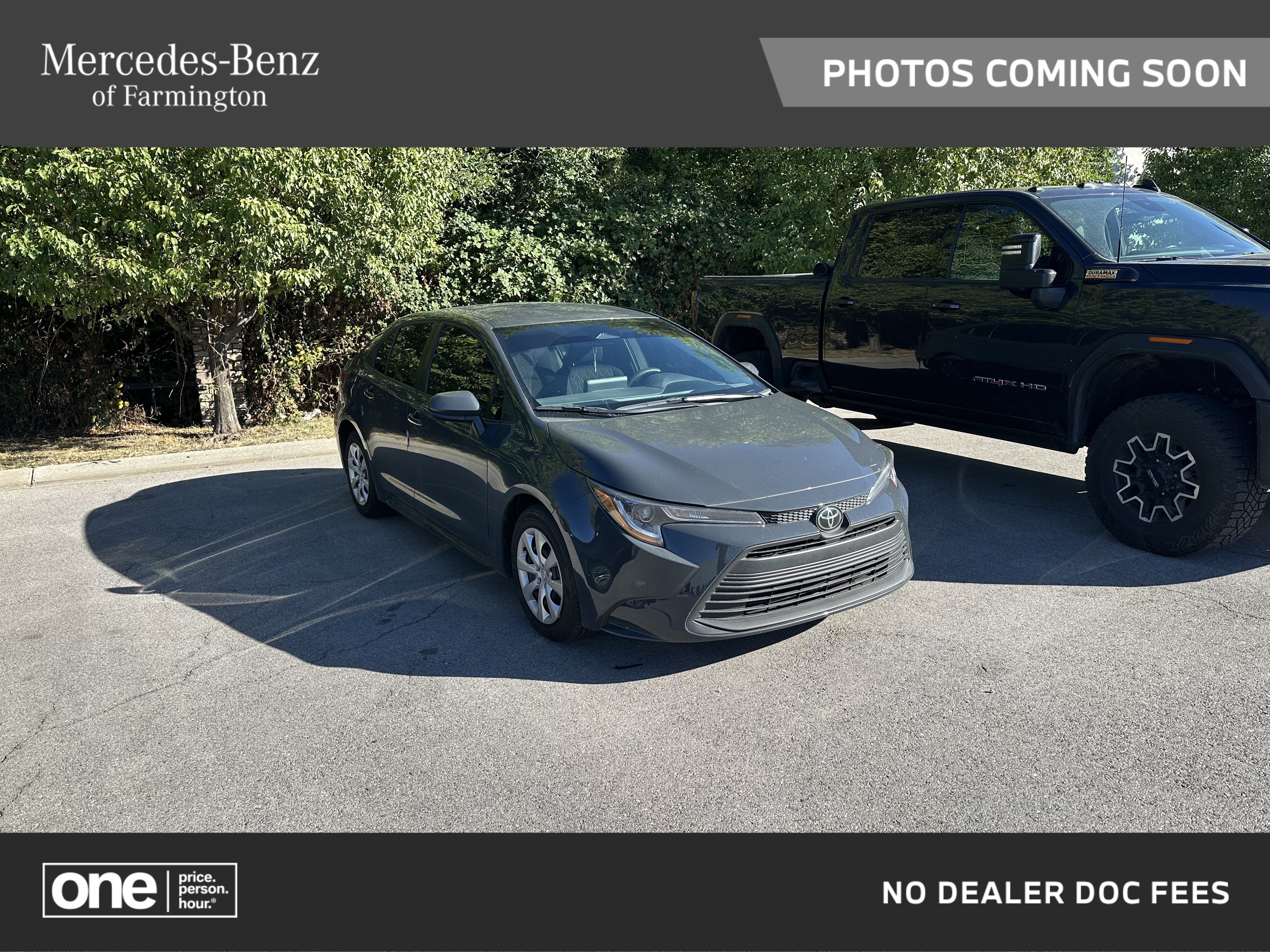 Used 2025 Toyota Corolla LE FWD image 1
