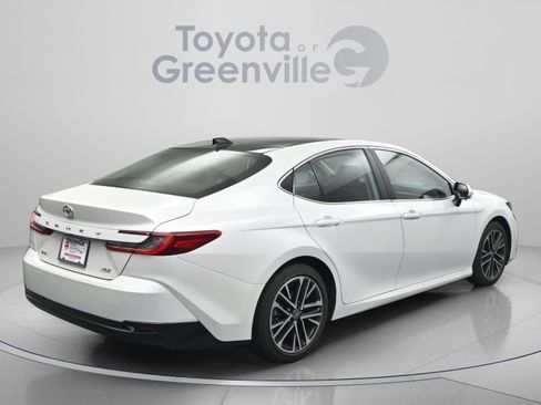 Used 2025 Toyota Camry XLE w/ Premium Plus Package FWD image 13