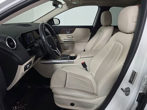 Used 2021 Mercedes-Benz GLA 250 4MATIC image 5