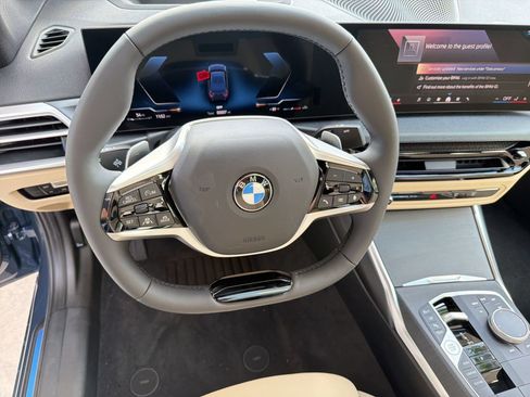 Used 2026 BMW 330i Sedan w/ Premium Package RWD image 17