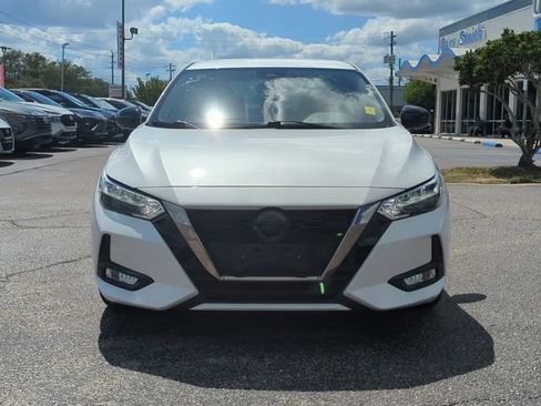 Used 2022 Nissan Sentra SR FWD image 9