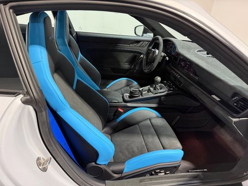 Used 2026 Porsche 911 GT3 image 43