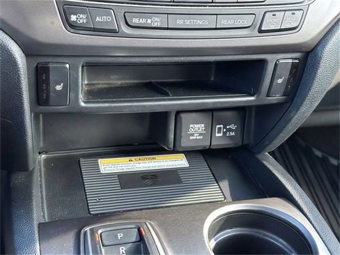 Used 2022 Honda Pilot Special Edition image 12