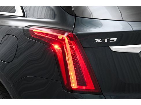 Used 2024 Cadillac XT5 Premium Luxury FWD image 24