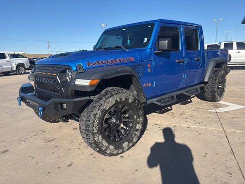 Used 2021 Jeep Gladiator Mojave image 2