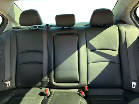 Used 2017 Honda Accord Touring image 16