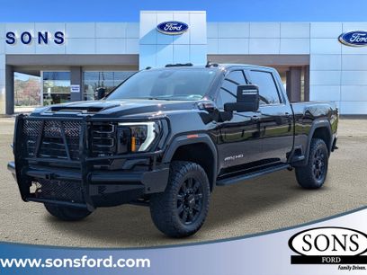 Used 2024 GMC Sierra 2500 AT4 w/ AT4 Premium Plus Package