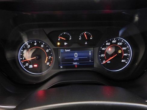 Used 2024 Chevrolet Camaro LT w/ RS Package image 34