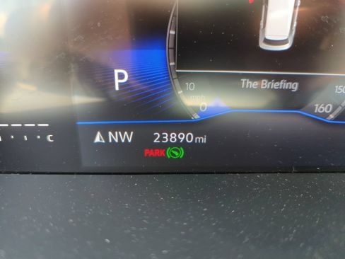 Used 2024 Volkswagen Tiguan SE FWD image 44