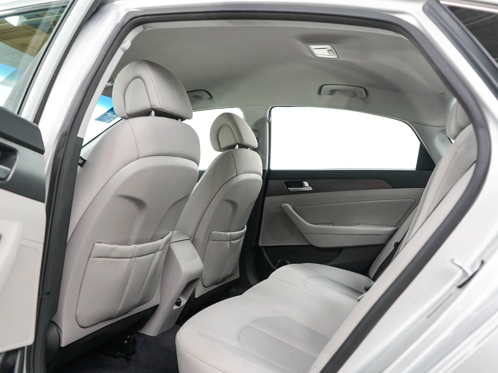 Used 2015 Hyundai Sonata Sport FWD image 16